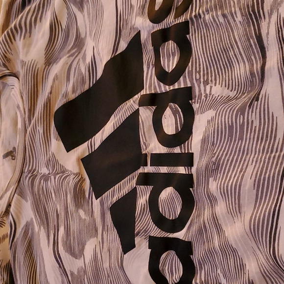 Adidas Tshirt teens